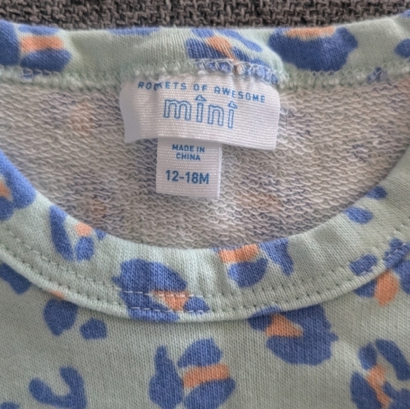 Rockets of Awesome Light Blue Leopard Print Kids Sweatshirt Sz 12-18 months - Picture 2 of 3